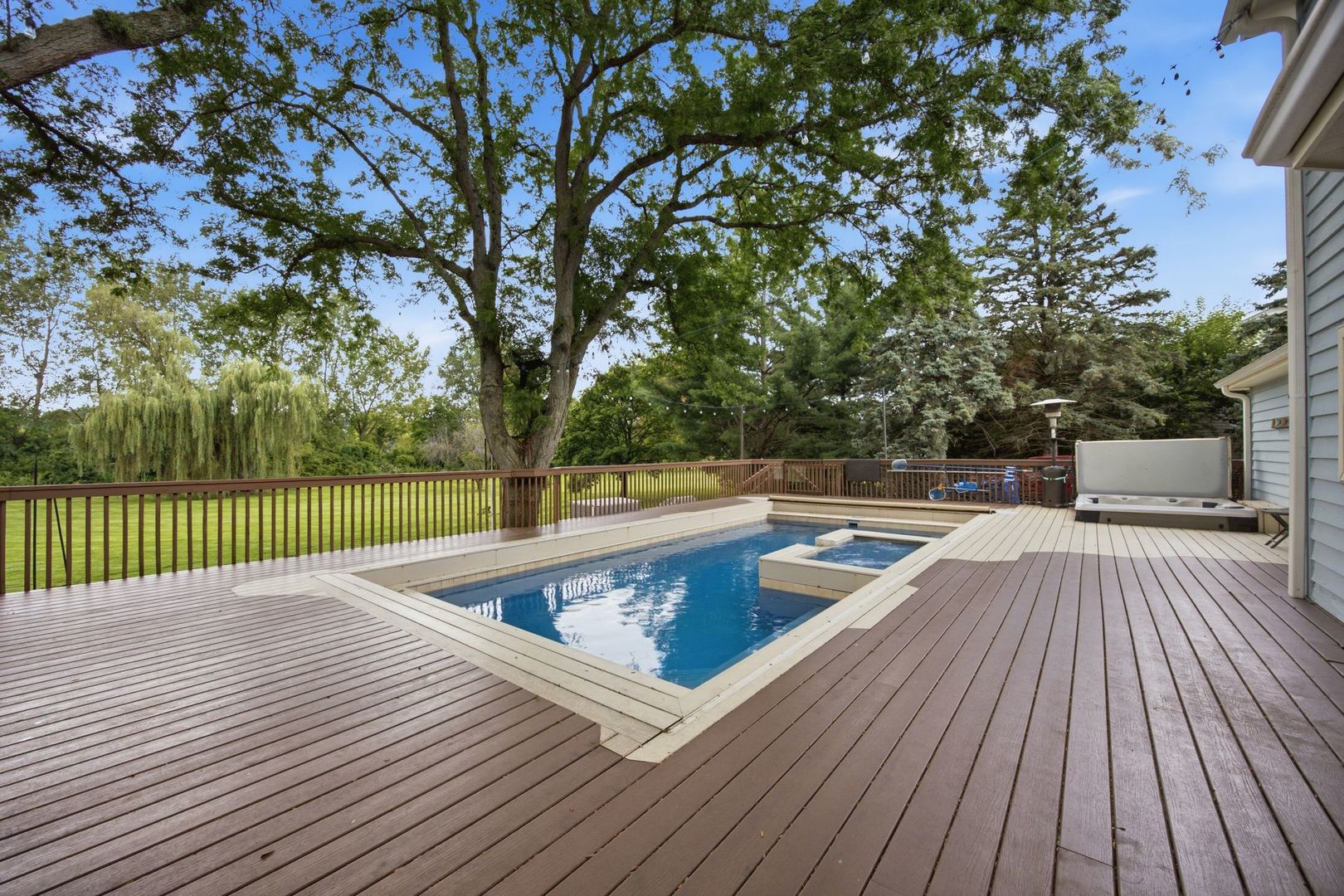 7n660 Cloverfield Circle Property Photo 31