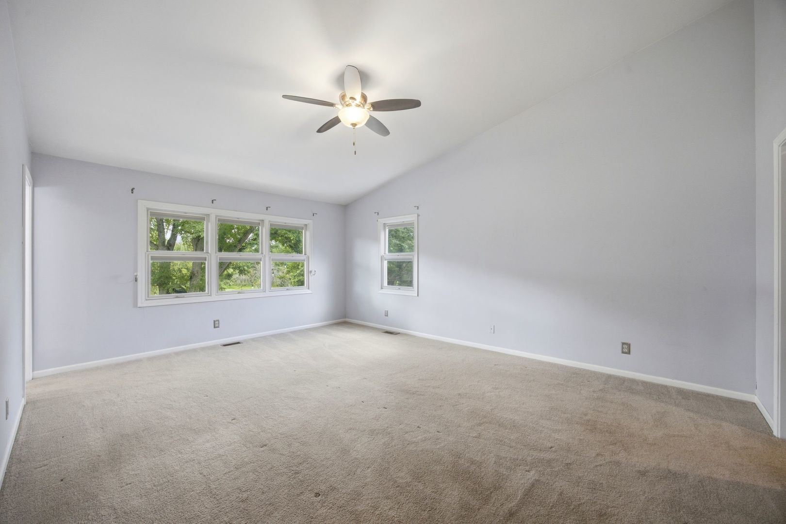 7n660 Cloverfield Circle Property Photo 41