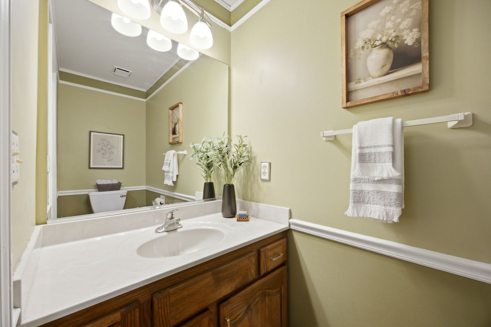7n660 Cloverfield Circle Property Photo 46