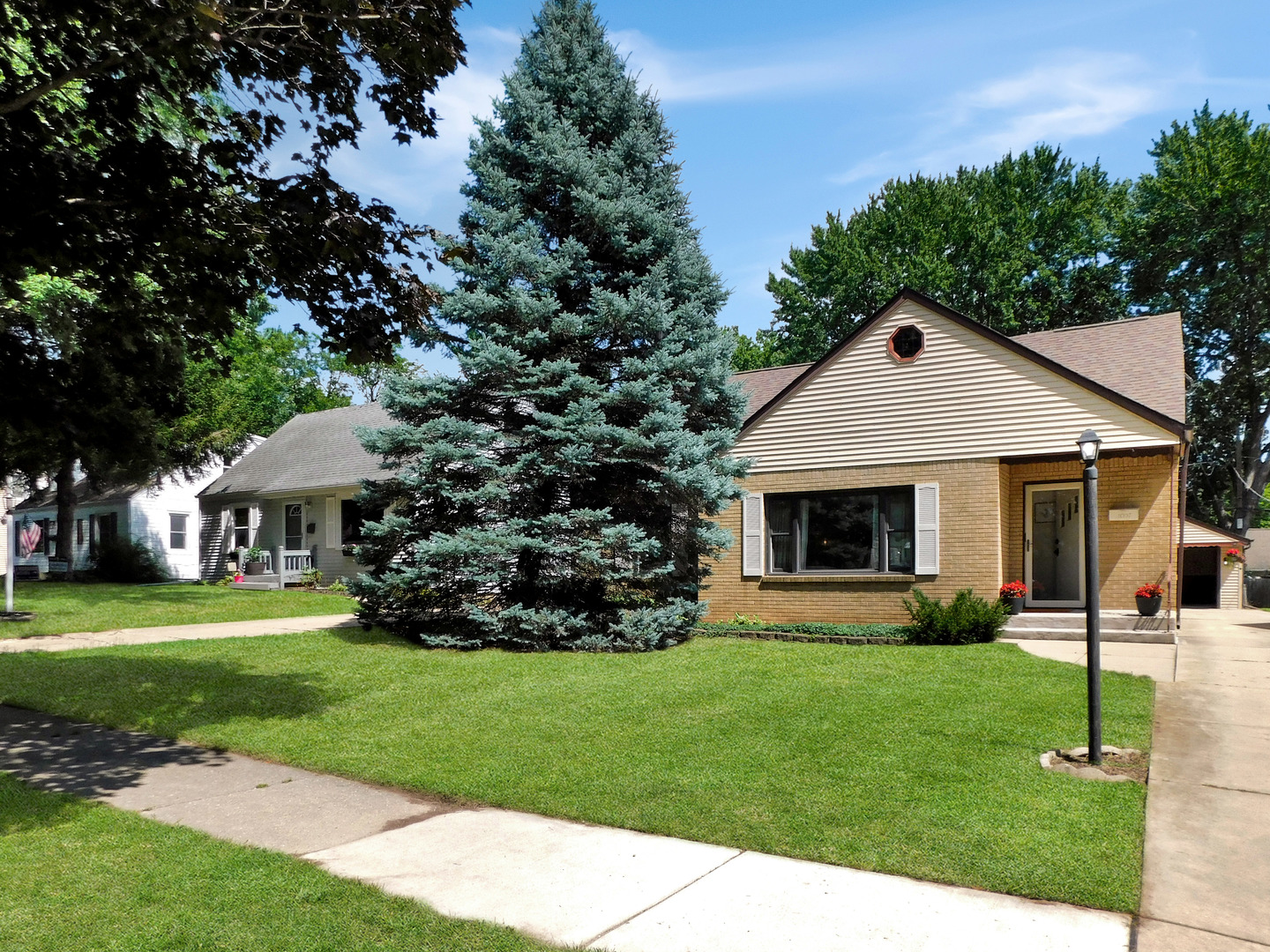 1007 Luther Avenue Property Photo 1