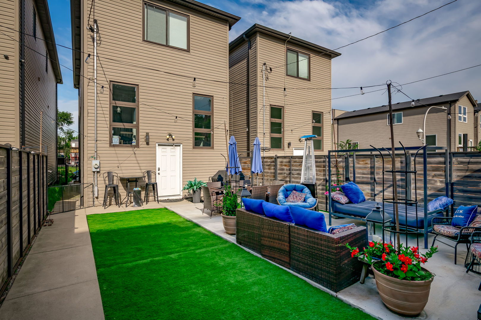 4603 S Calumet Avenue Property Photo 34