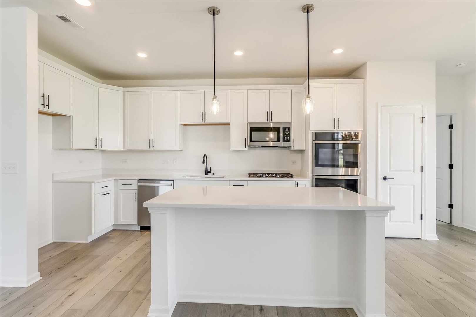 755 Alberta Avenue Property Photo 15