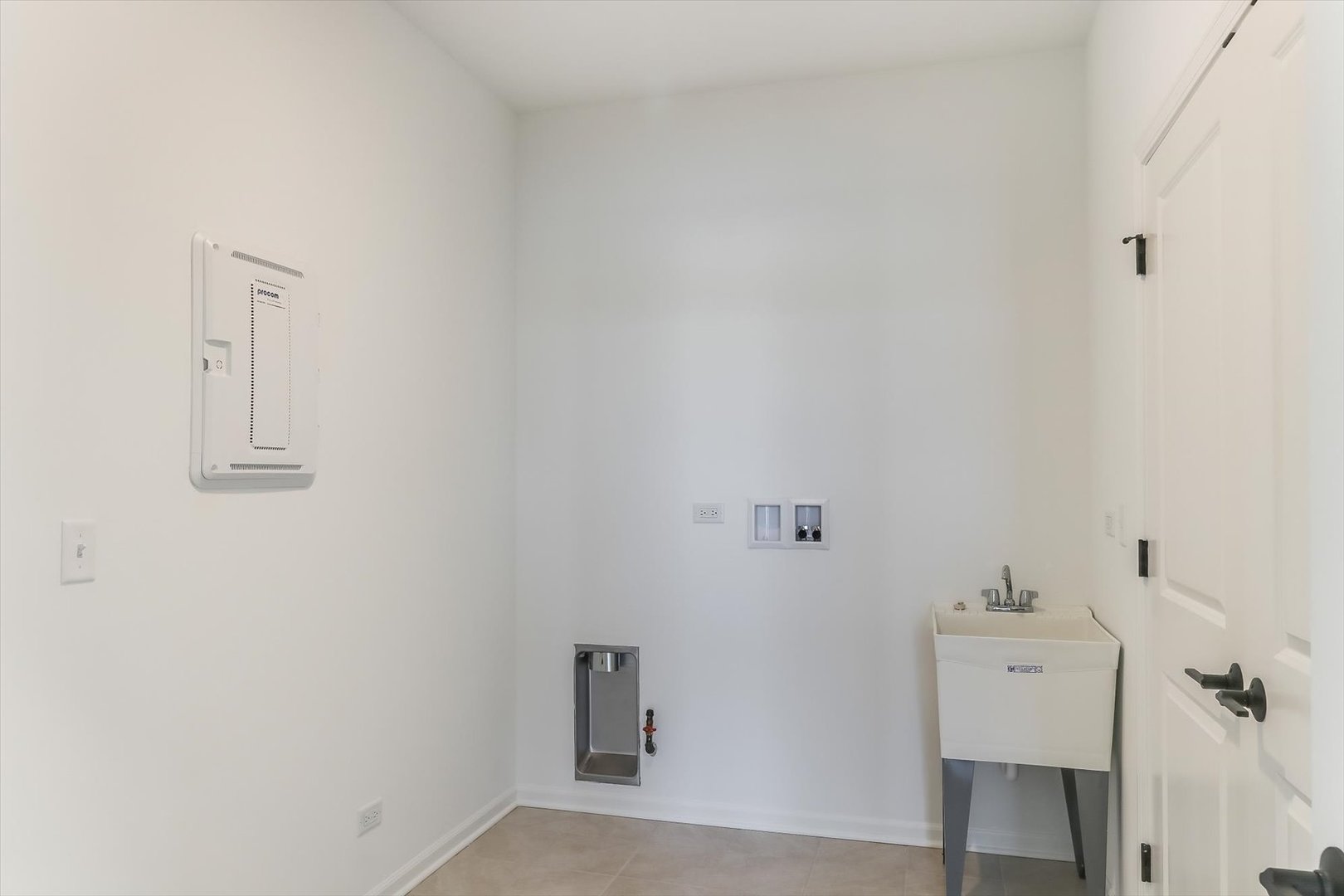 755 Alberta Avenue Property Photo 29