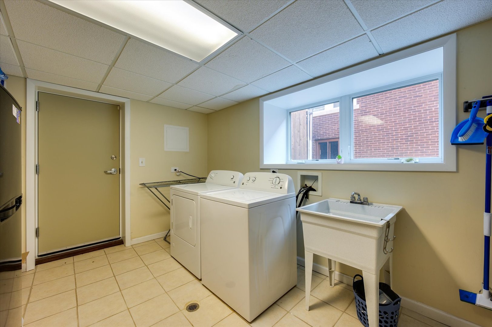 460 Lenox Street Property Photo 46