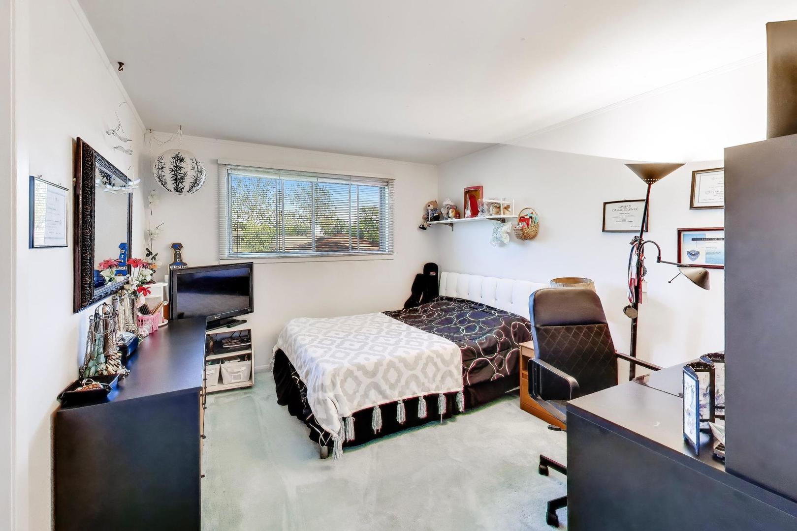 8919 Olcott Avenue Property Photo 10