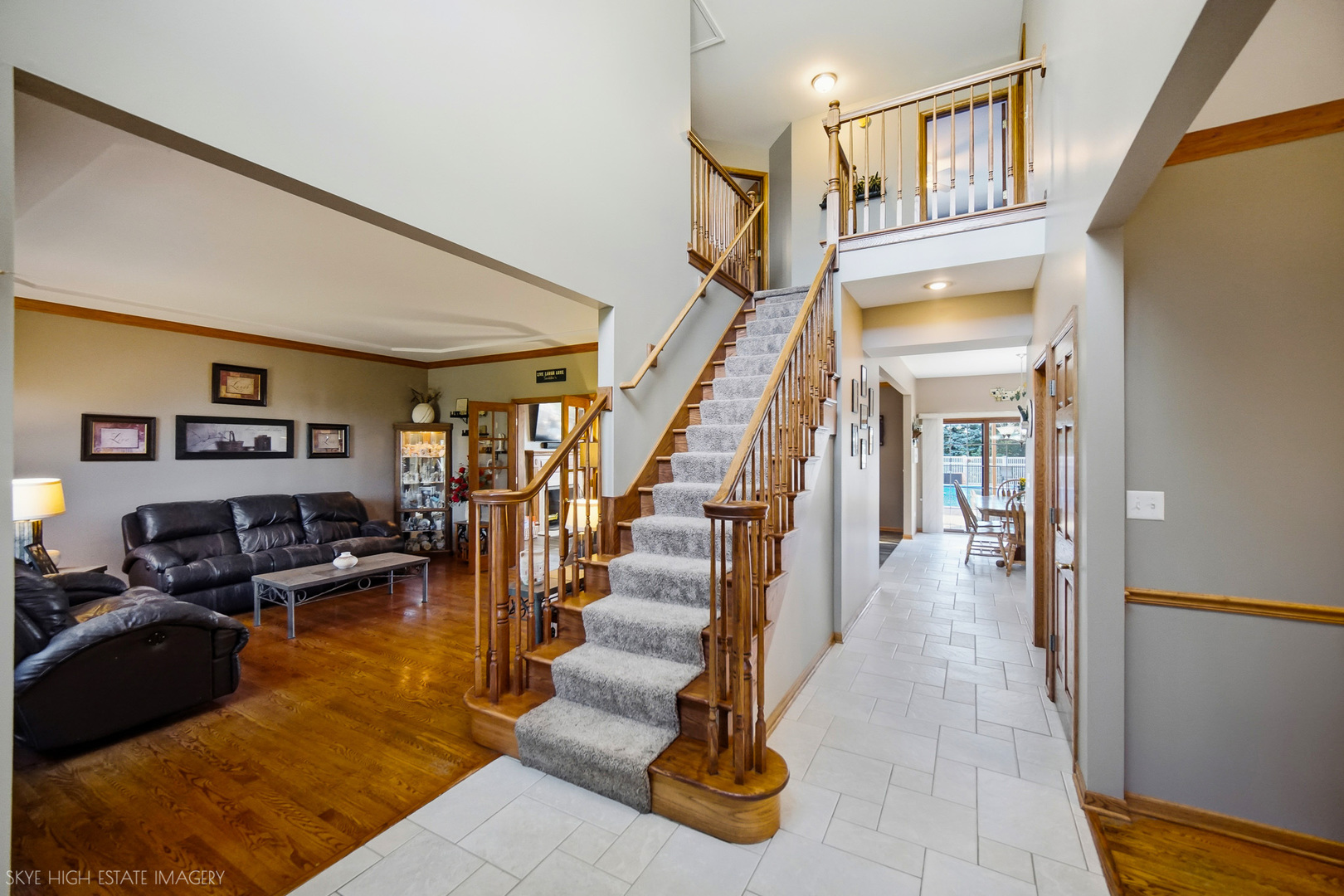 16015 Ridgewood Drive Property Photo 6