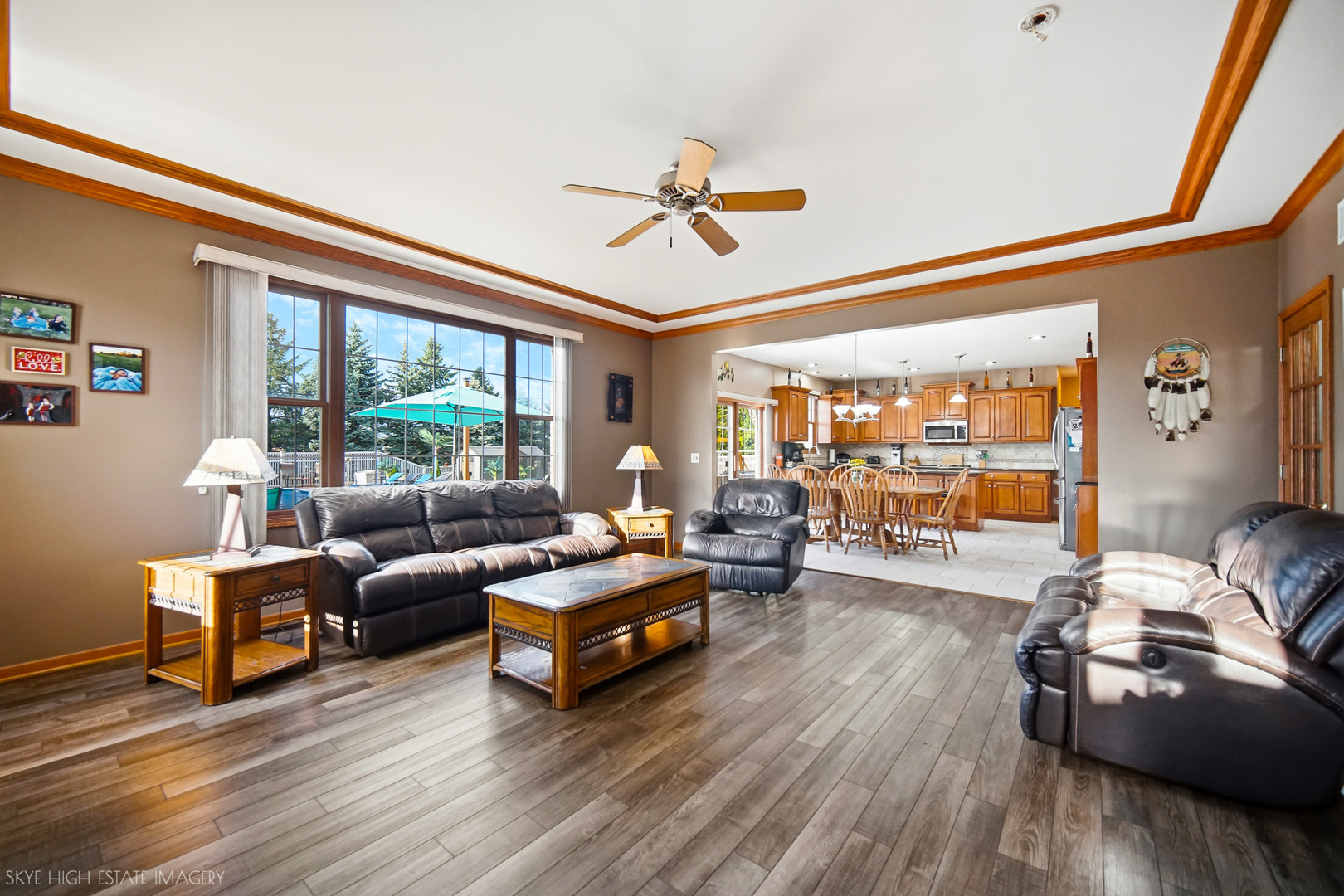 16015 Ridgewood Drive Property Photo 11