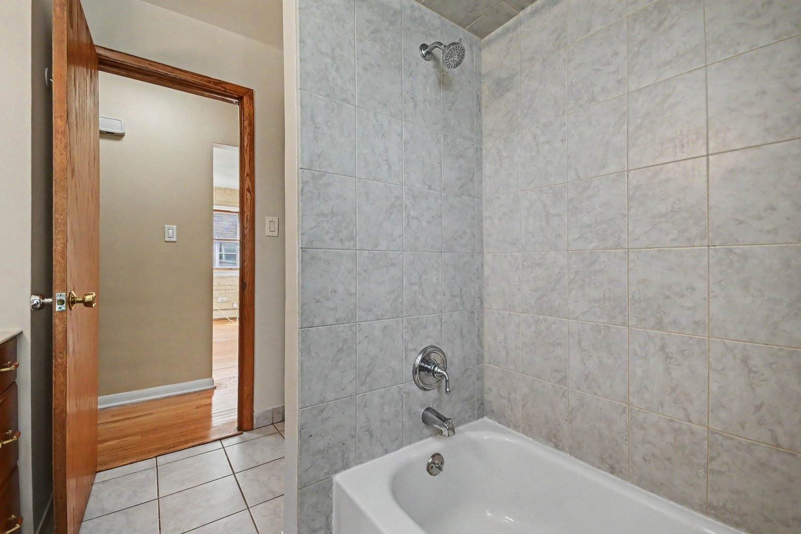 1245 La Grange Road 1f Property Photo 6