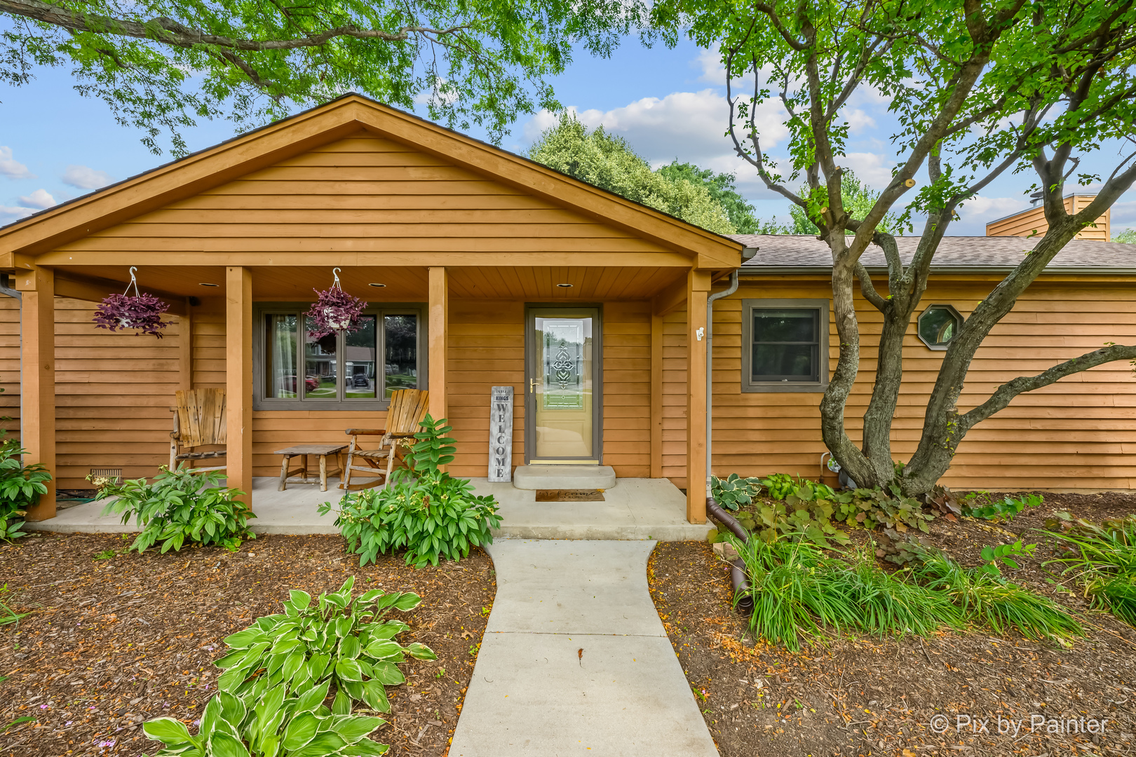 2116 N Pebble Drive Property Photo 4