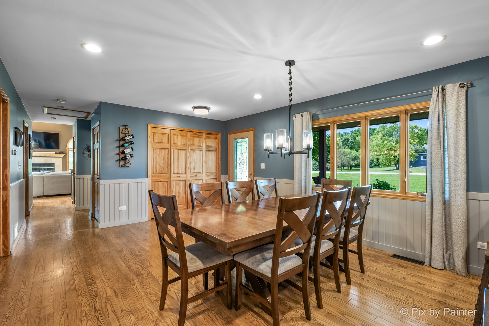 2116 N Pebble Drive Property Photo 8