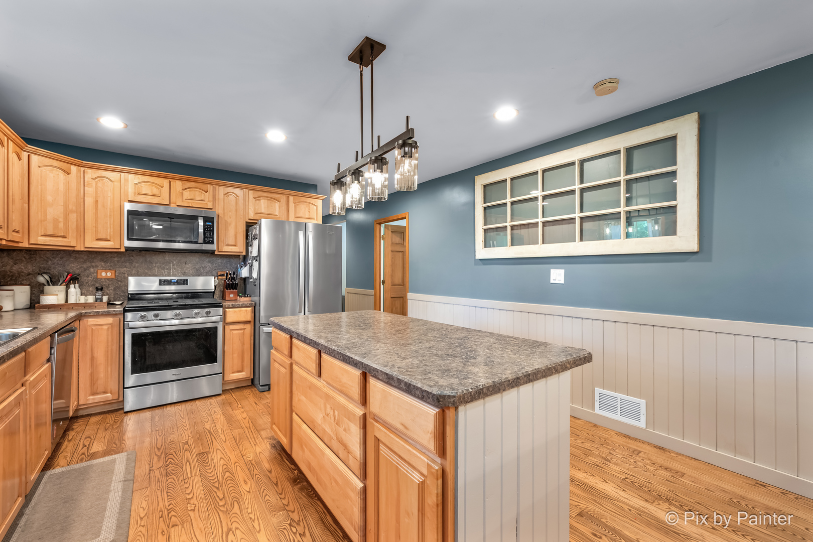 2116 N Pebble Drive Property Photo 13