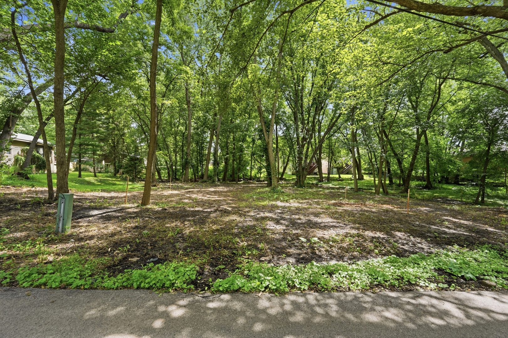 24005 N Valley Road Property Photo 9