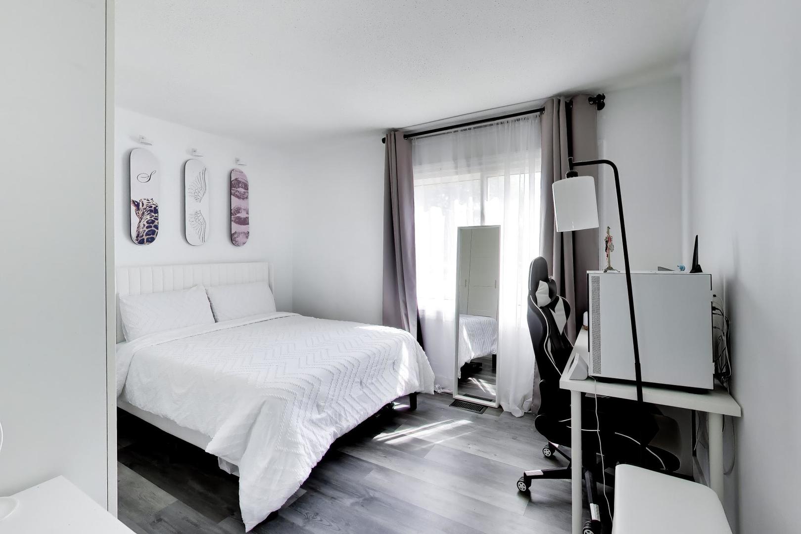 5308 Cinema E Drive Property Photo 17