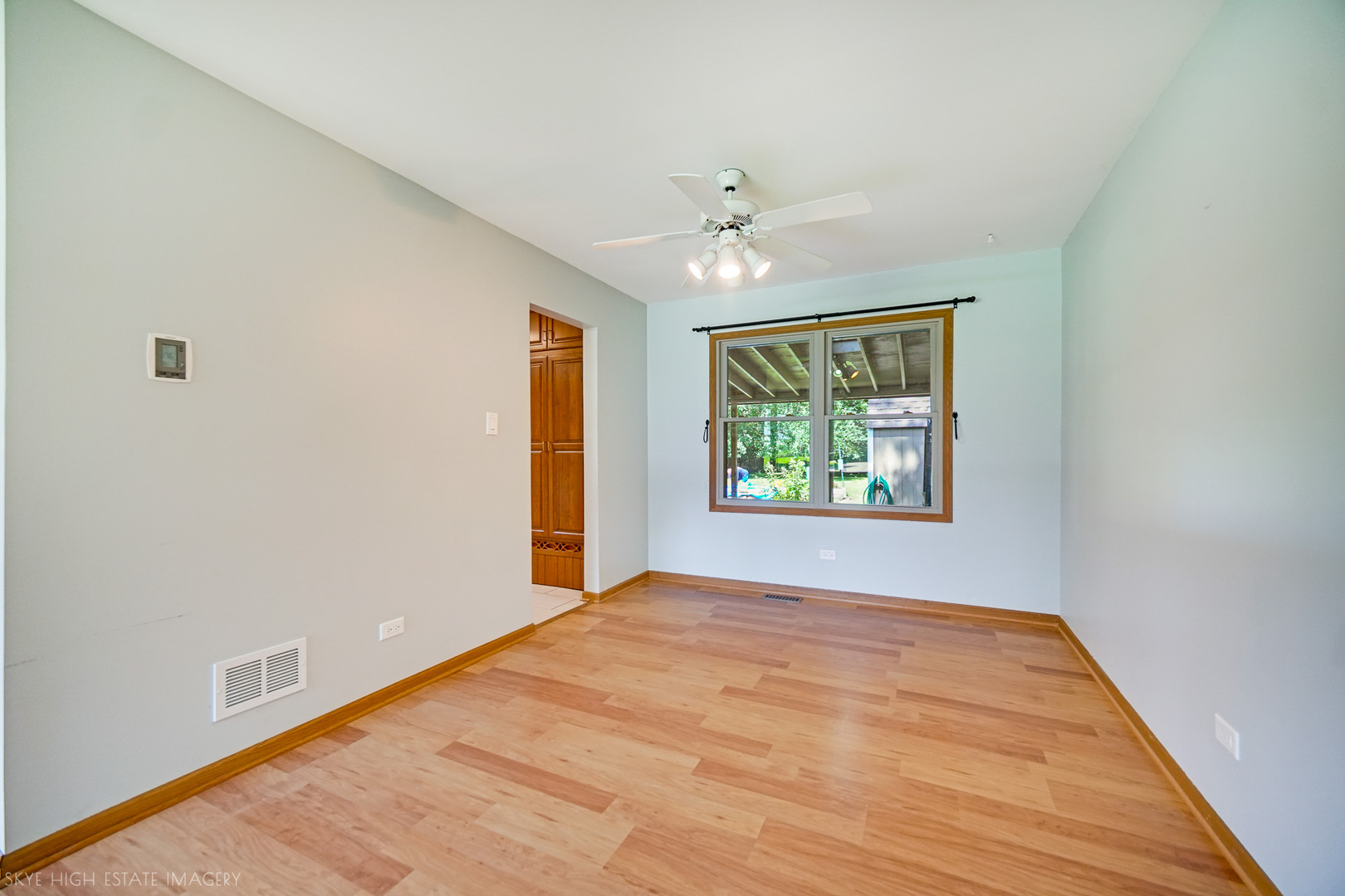 3900 W 155th Street Property Photo 4
