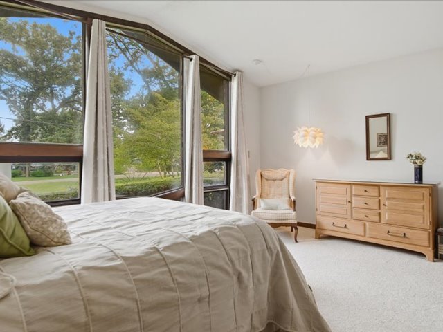 1024 Eustace Property Photo 24