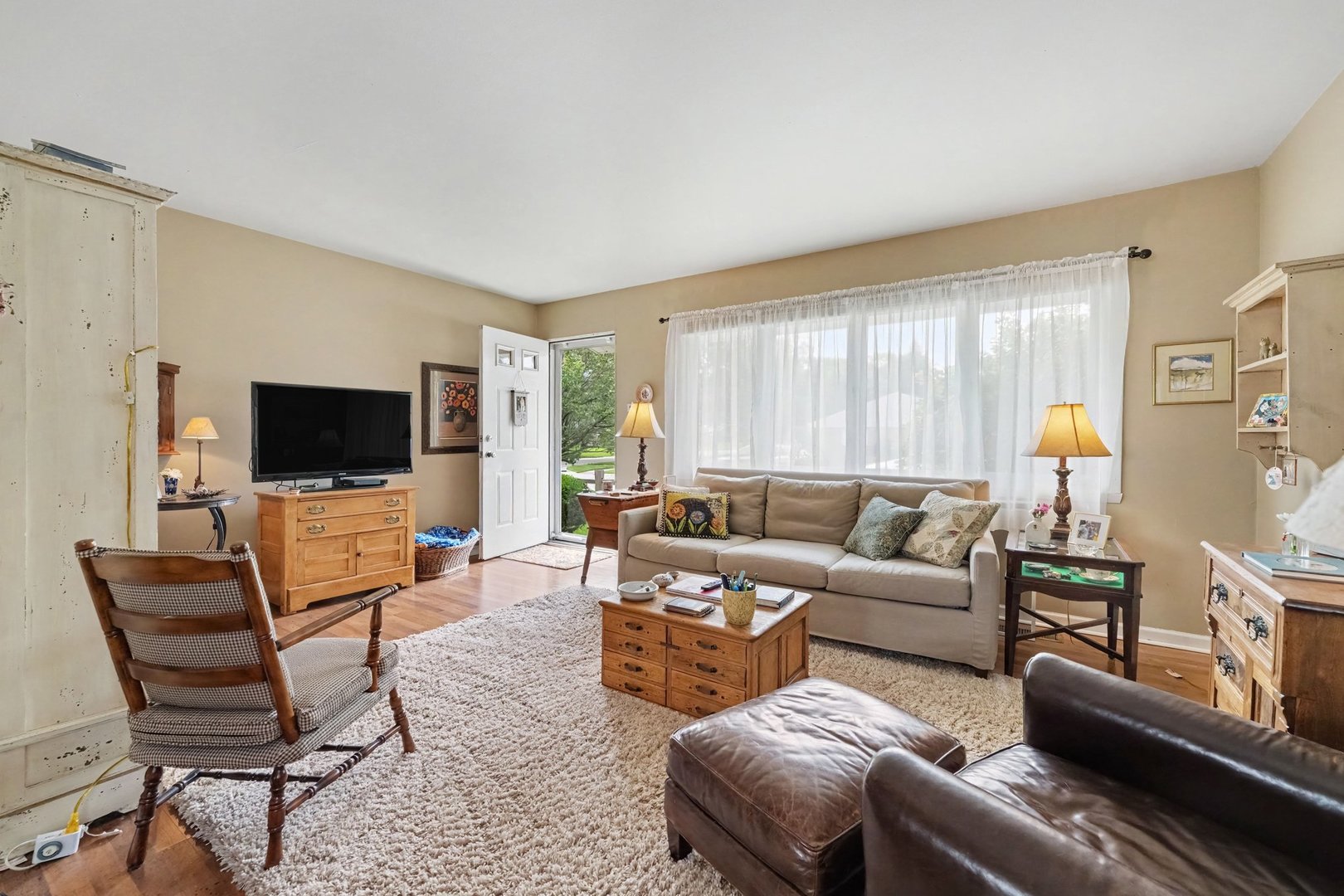 17156 Walter Street Property Photo 4