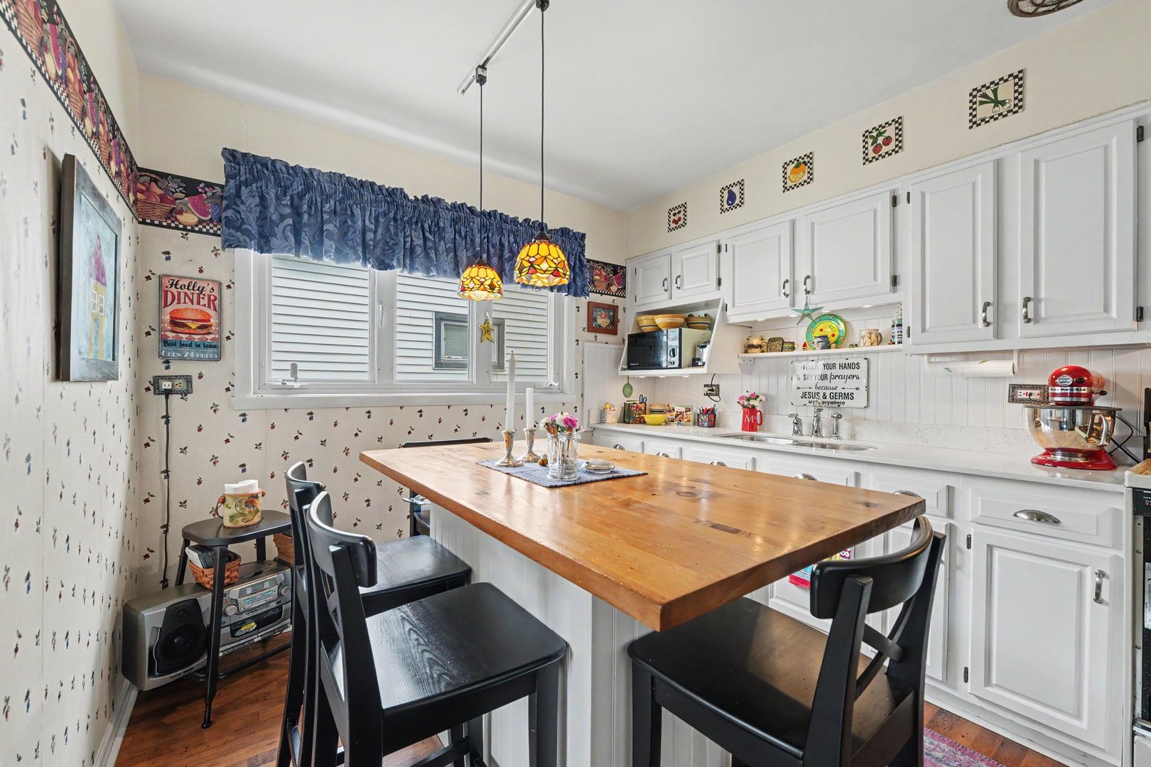 17156 Walter Street Property Photo 7