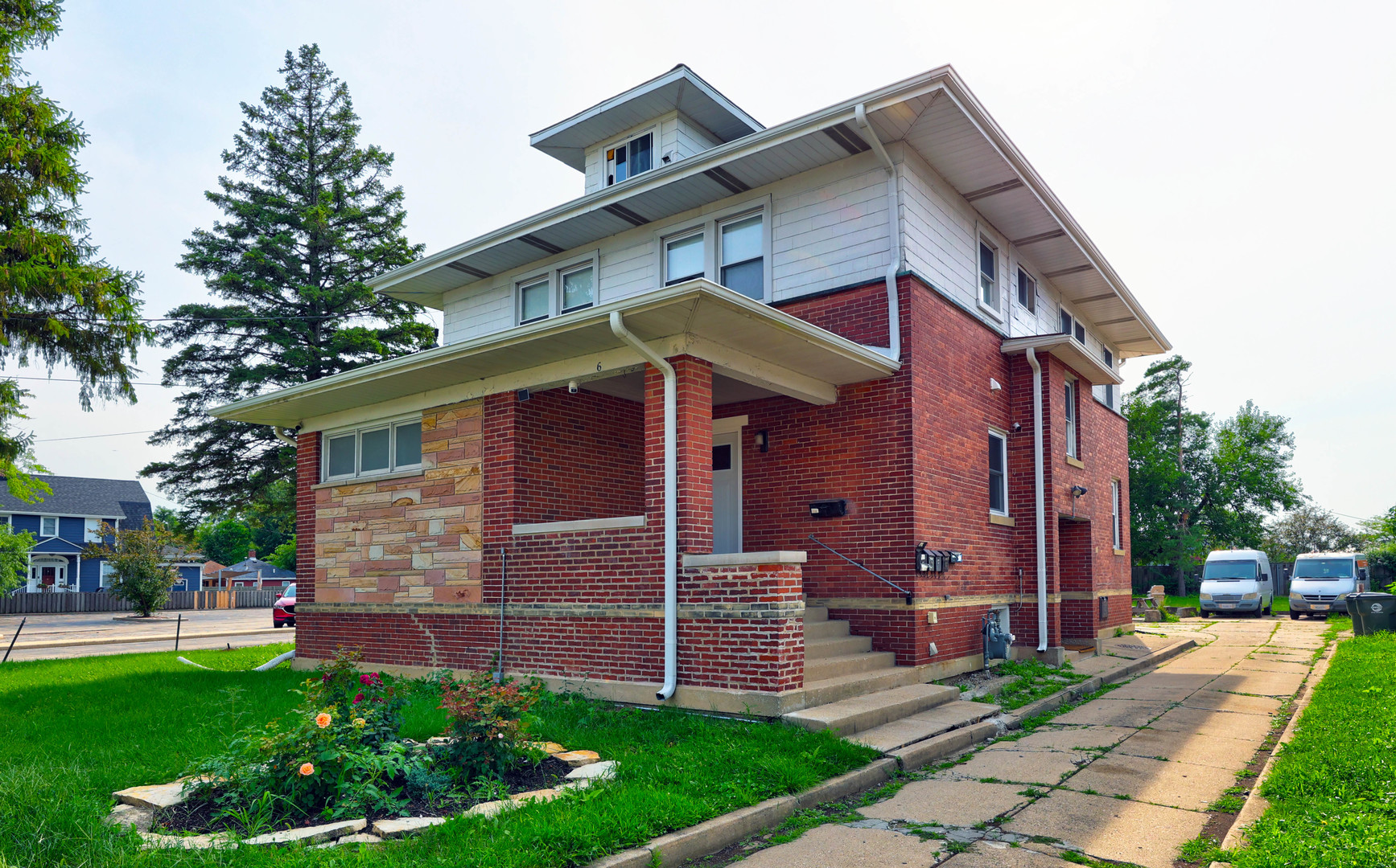 6 S Monterey Avenue B Property Photo 1