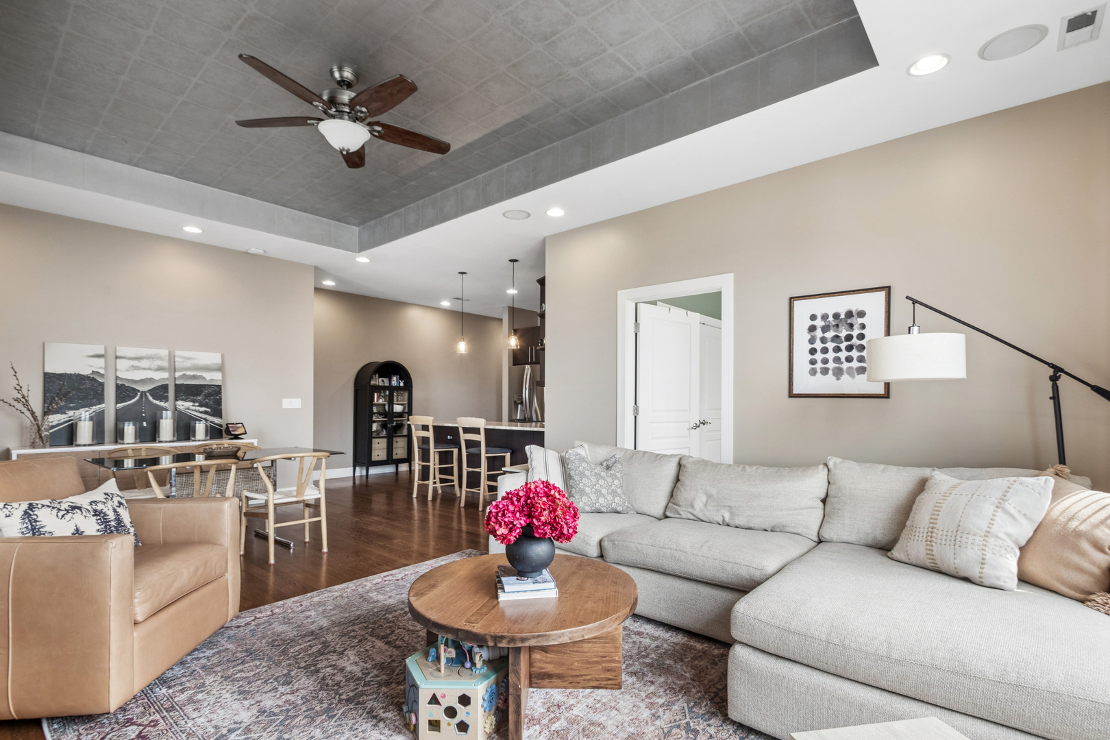 1937 W Diversey Parkway 3d Property Photo 11