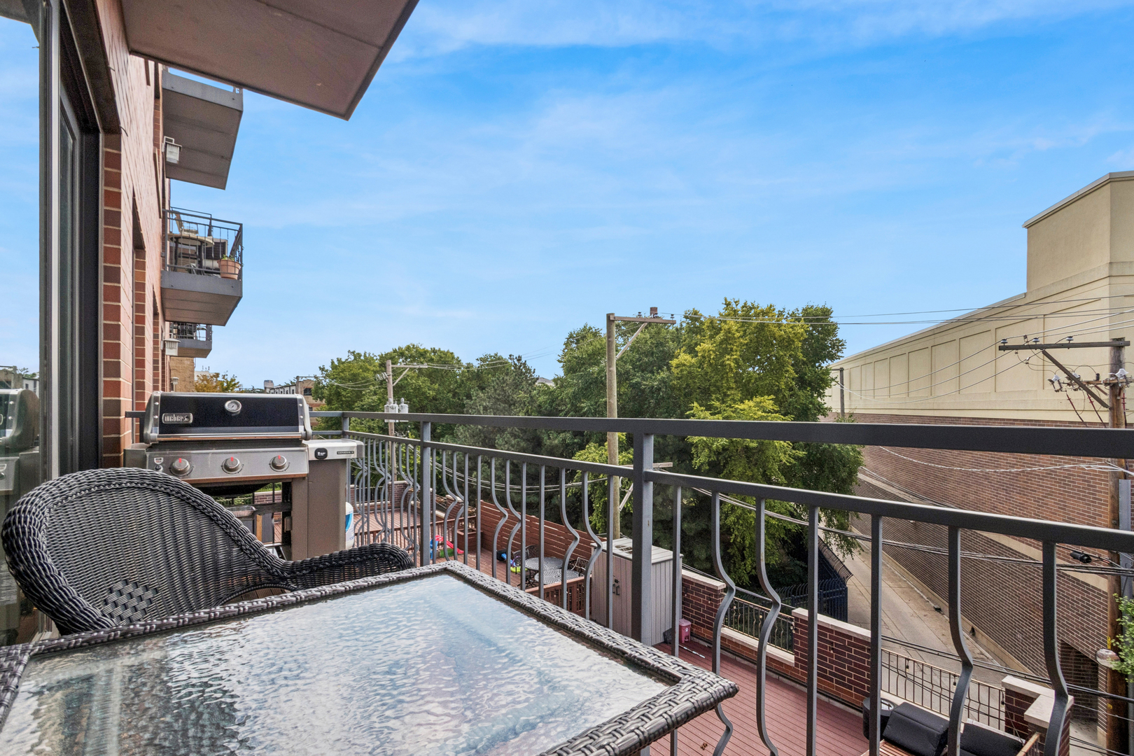 1937 W Diversey Parkway 3d Property Photo 13