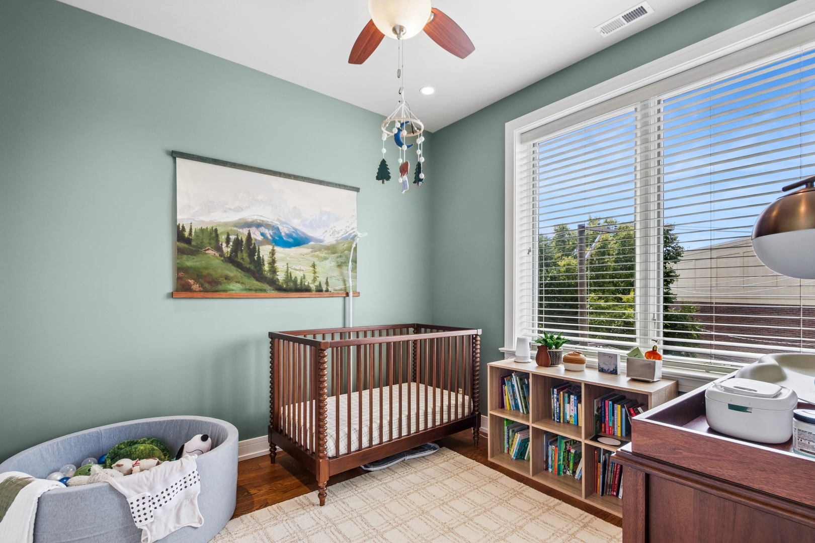 1937 W Diversey Parkway 3d Property Photo 14