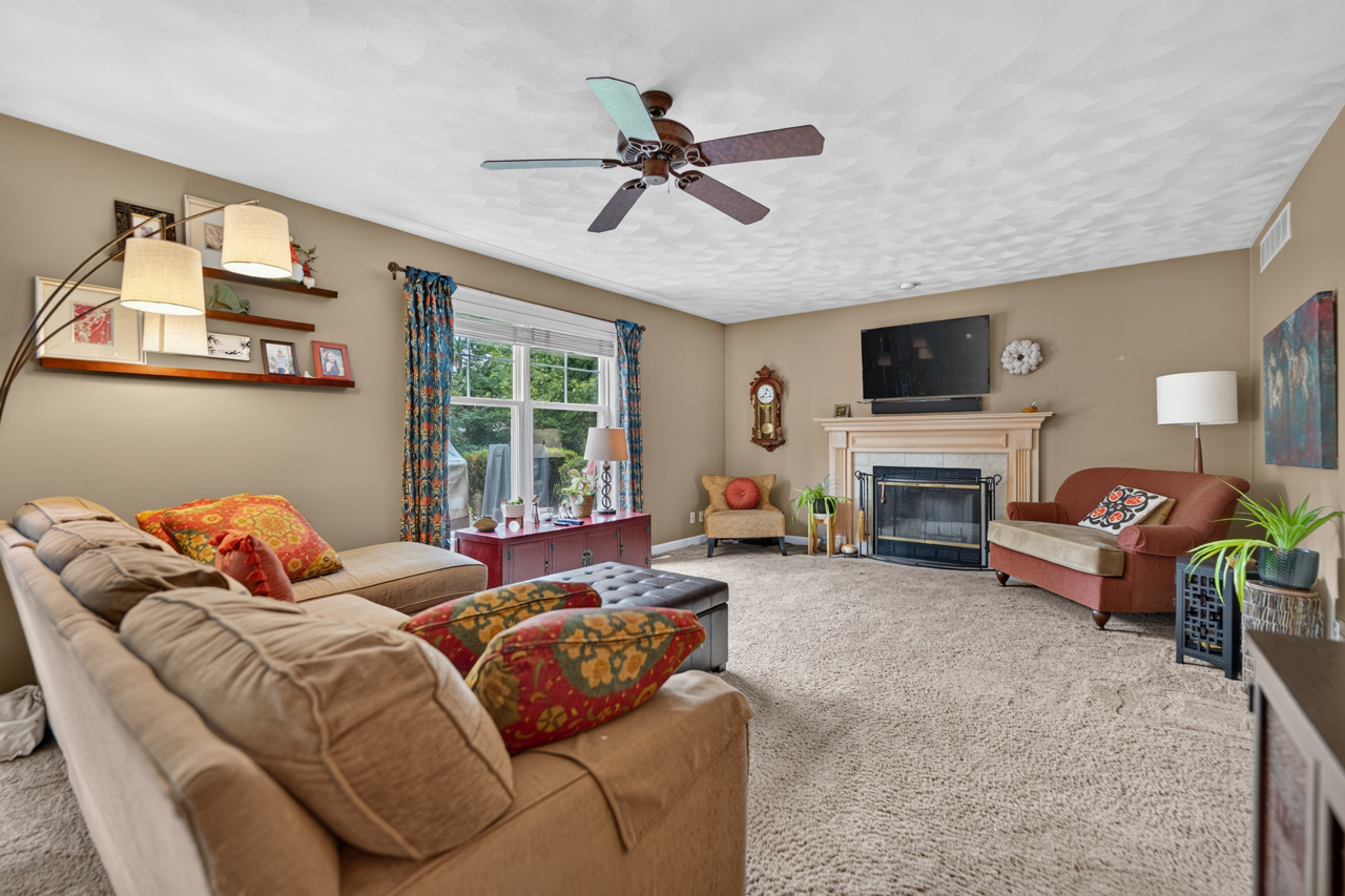 11086 Prairie Wind Place Property Photo 7