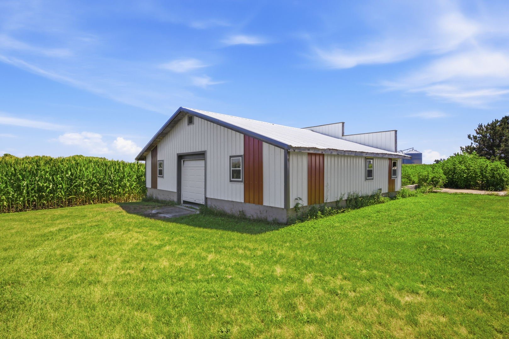 15825 E Lindenwood Road Property Photo 24