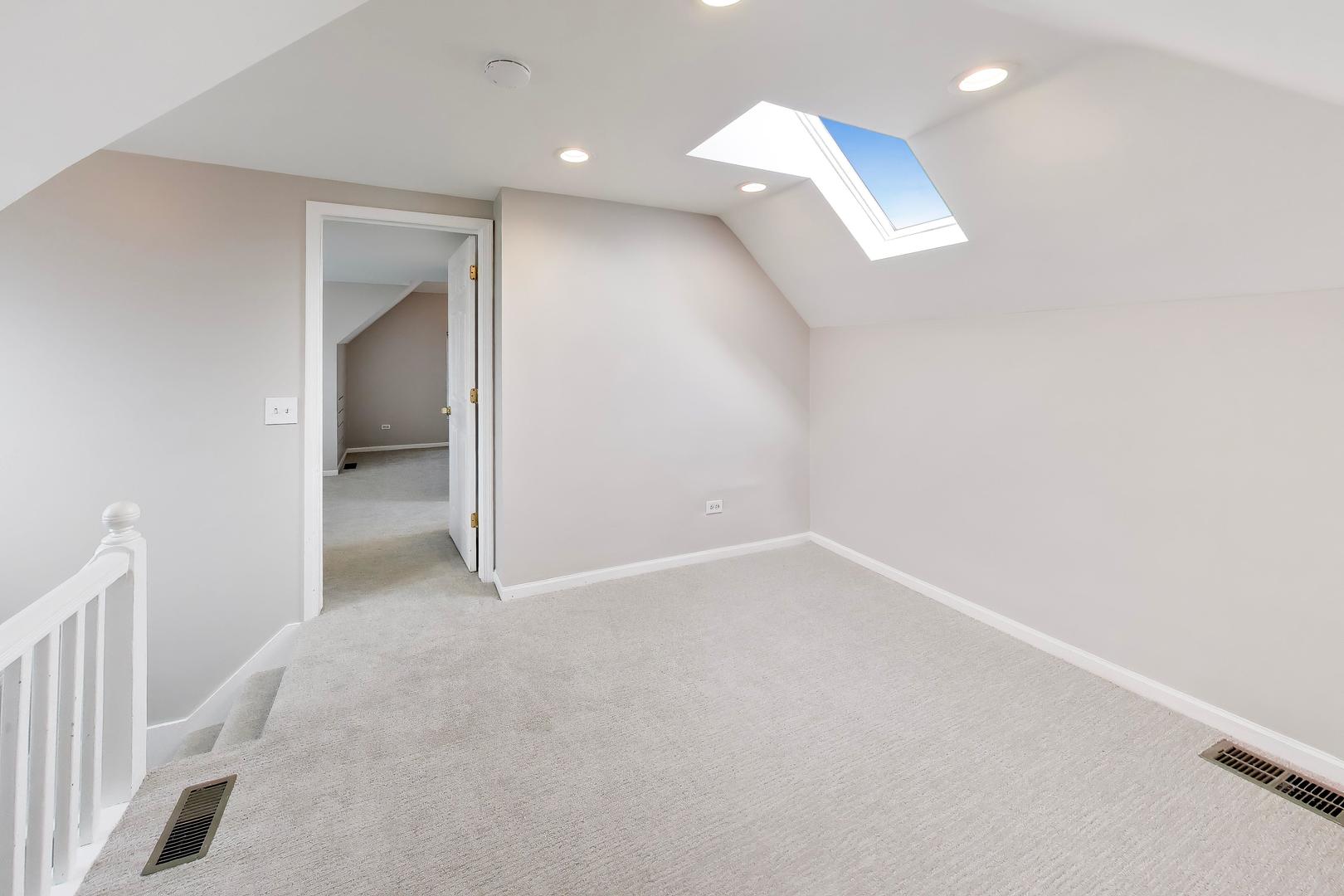 7120 N Ashland Boulevard Property Photo 35