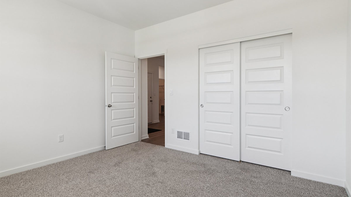 2572 Skye Drive Property Photo 6