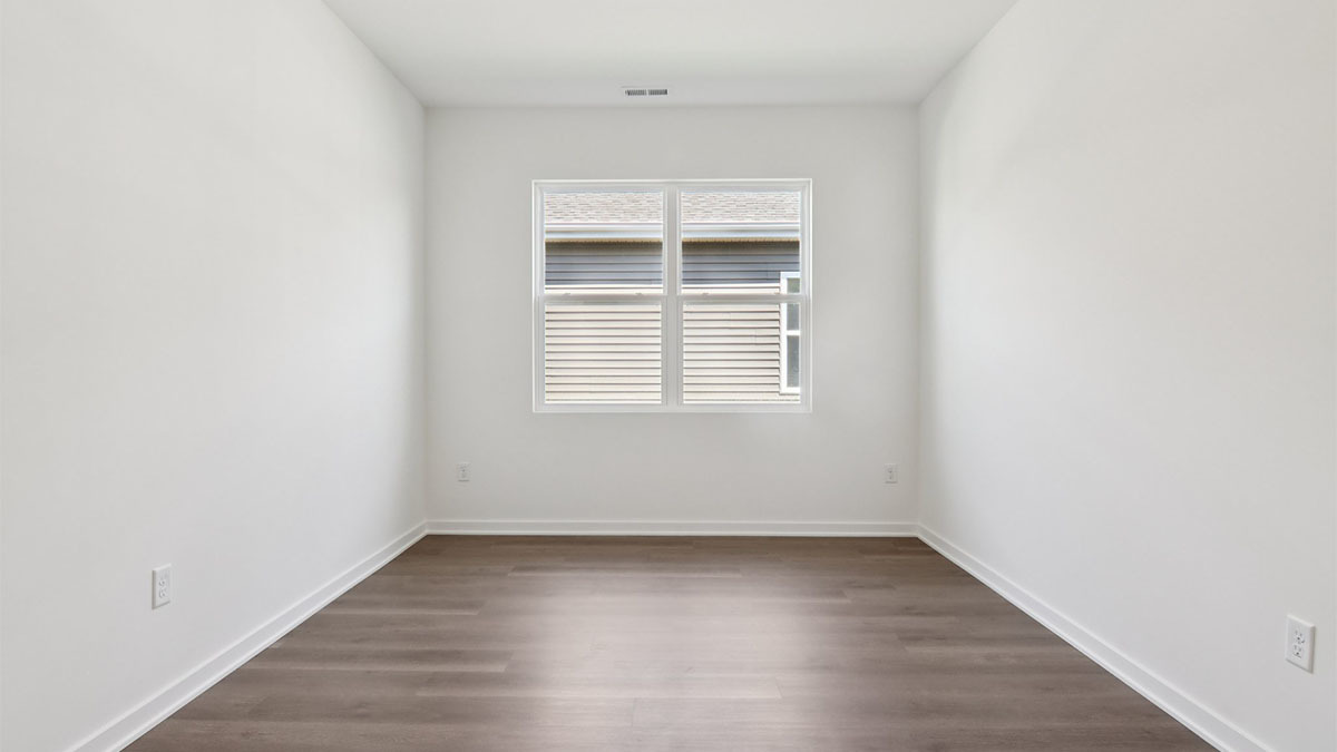 2572 Skye Drive Property Photo 9