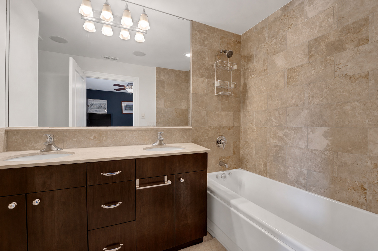 409 W North Avenue 2e Property Photo 12