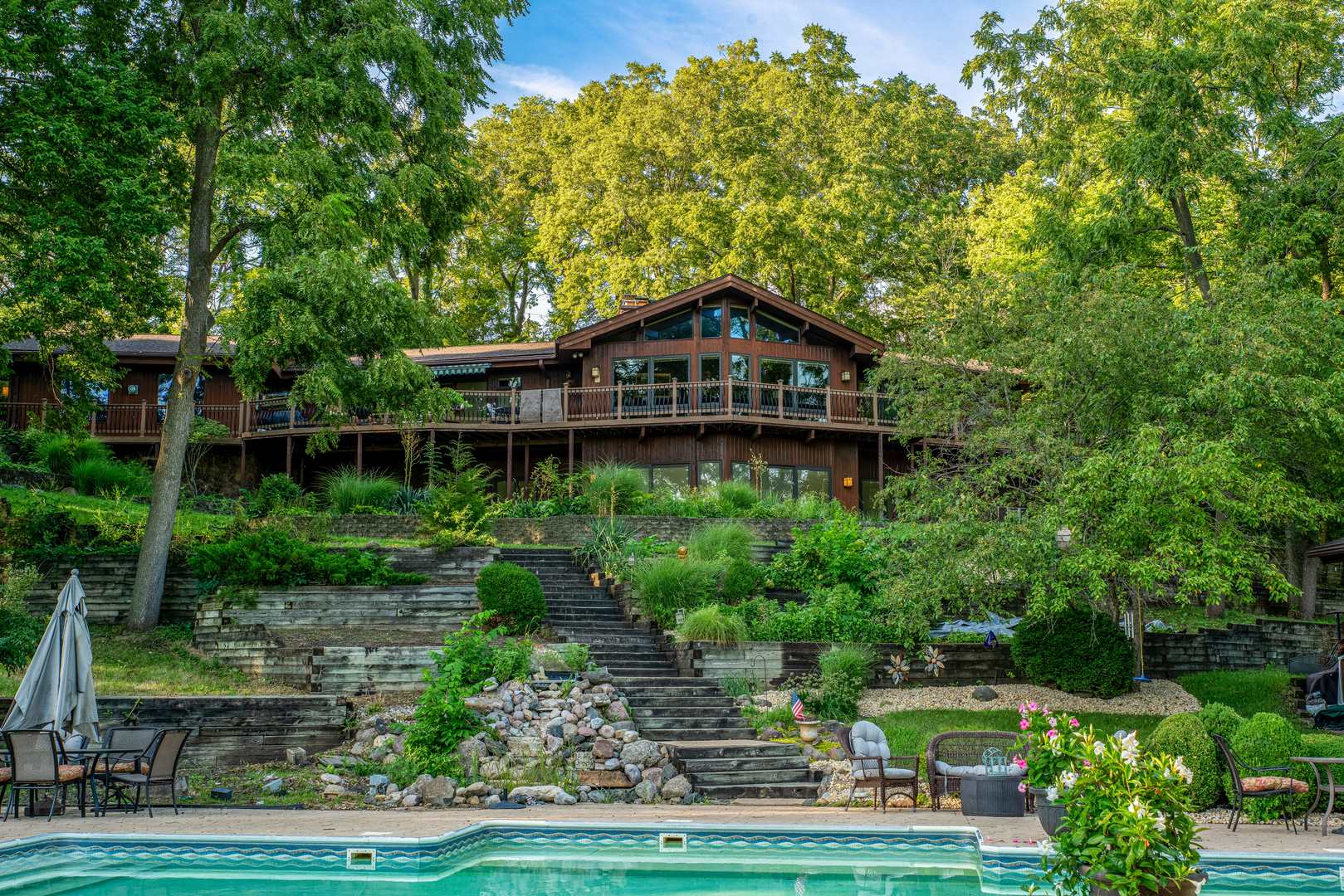 12300 River Road Property Photo 1