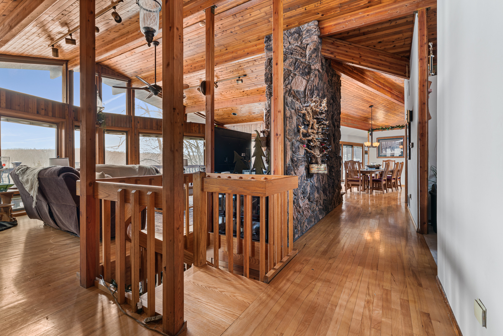 12300 River Road Property Photo 10