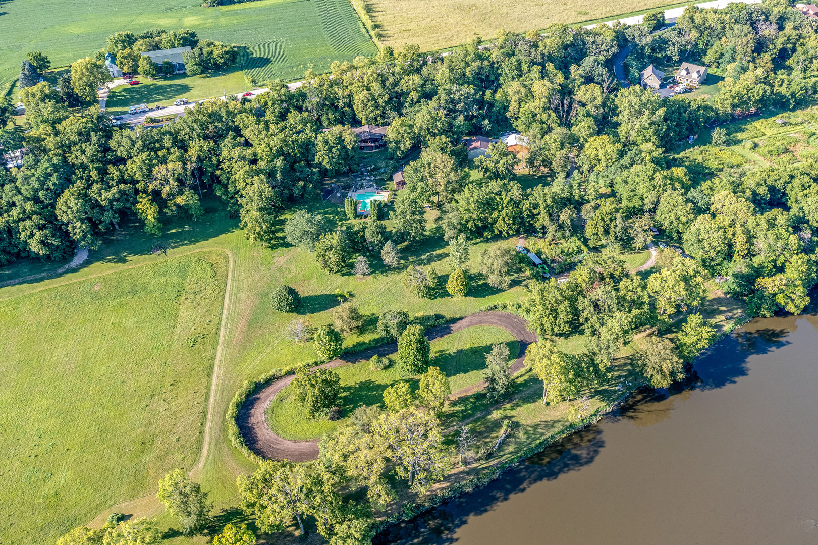 12300 River Road Property Photo 25
