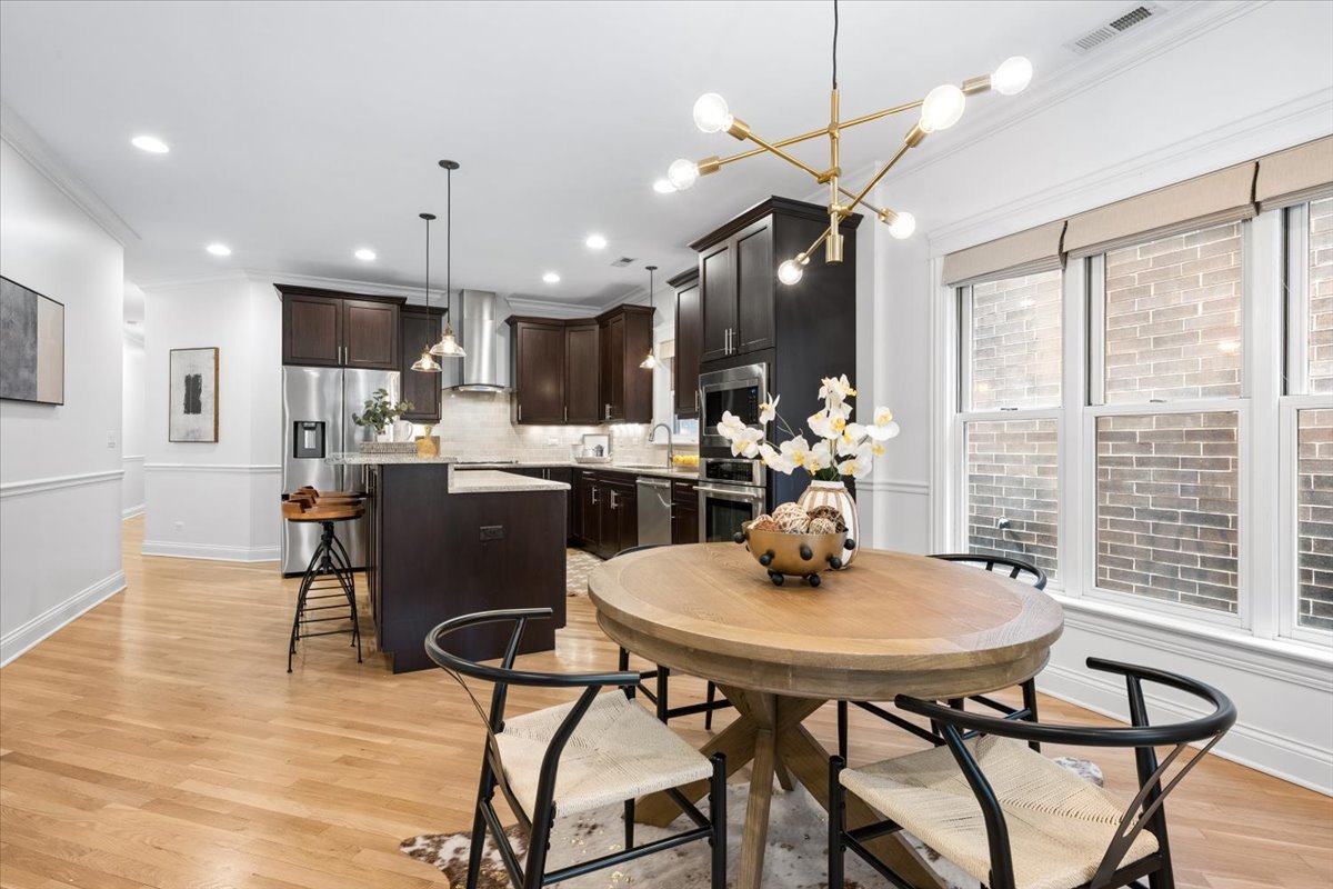 725 W Diversey Parkway 2w Property Photo 6