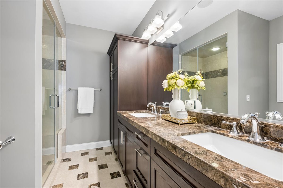 725 W Diversey Parkway 2w Property Photo 9