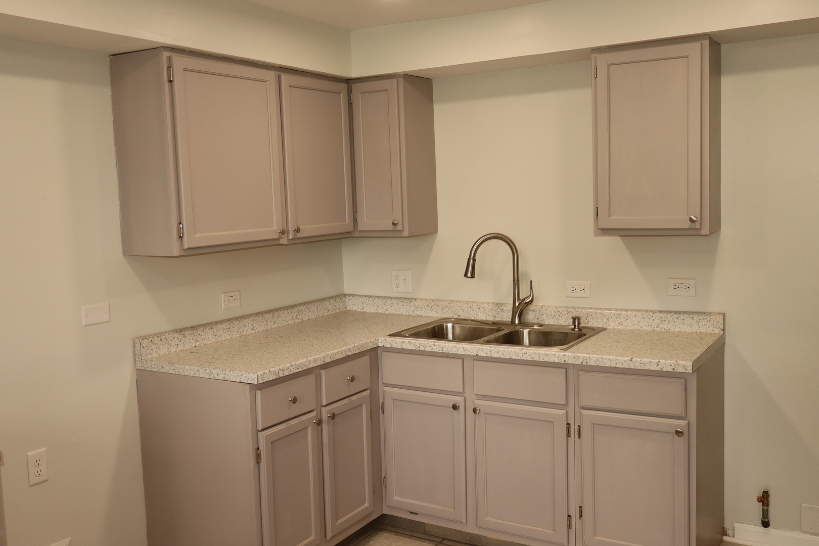 14600 California Avenue Property Photo 13