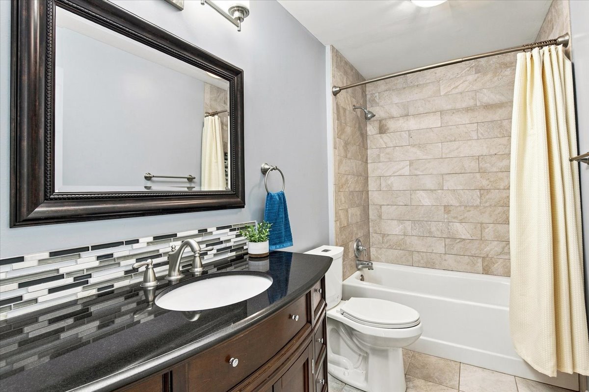 816 Paddock Lane Property Photo 23