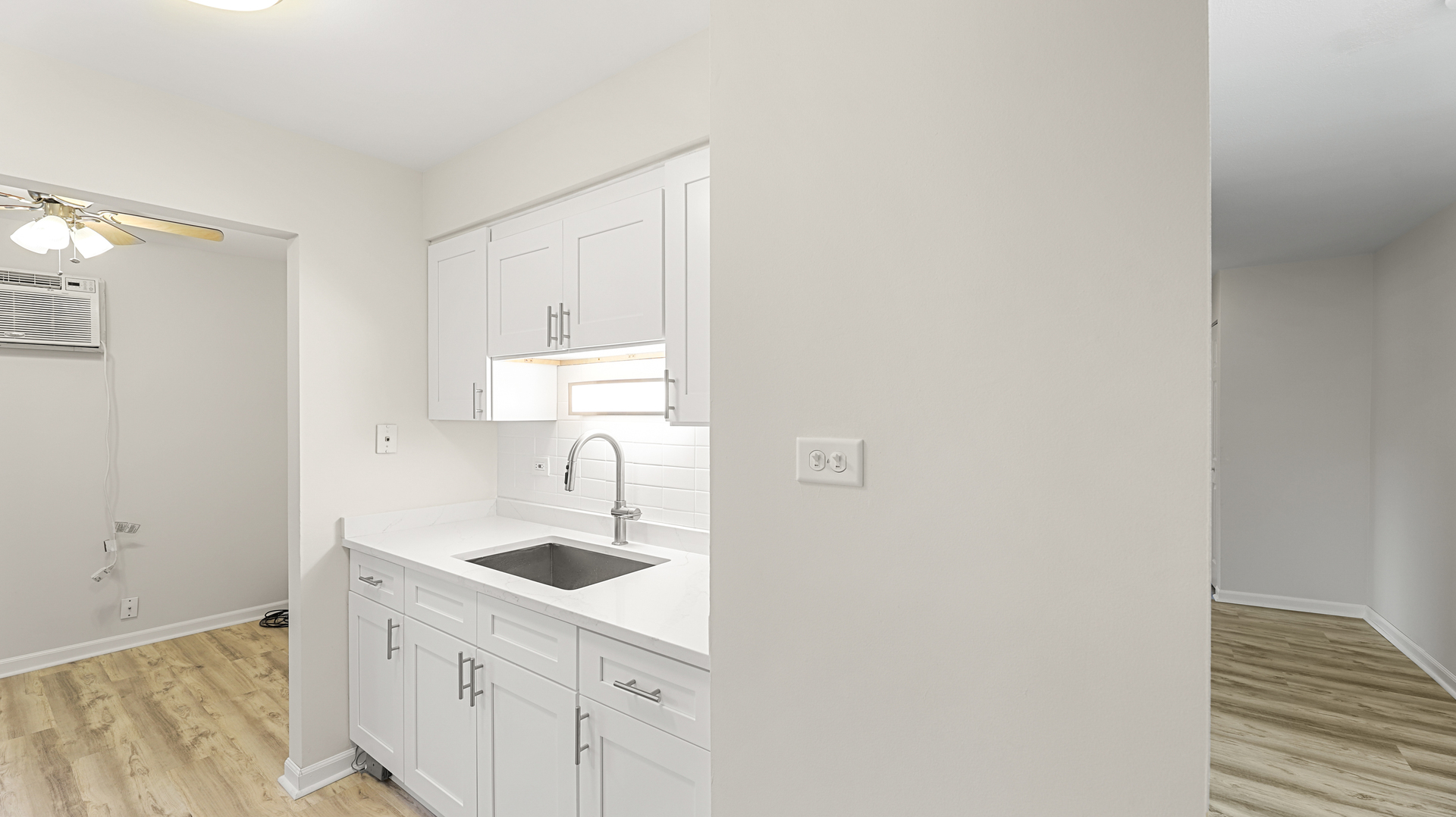 9724 S Karlov Avenue 207 Property Photo 10