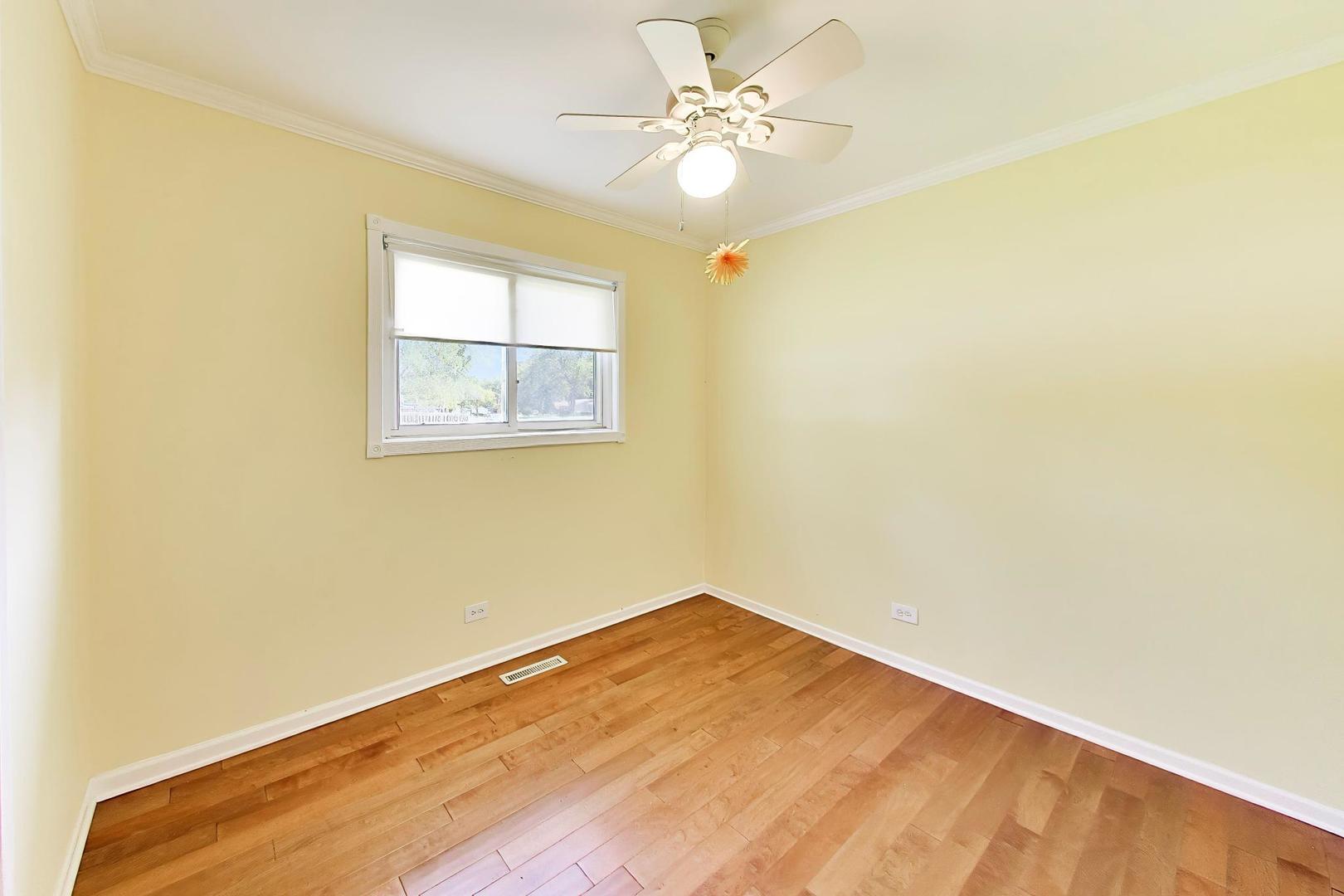 18559 W Karen Lane Property Photo 17