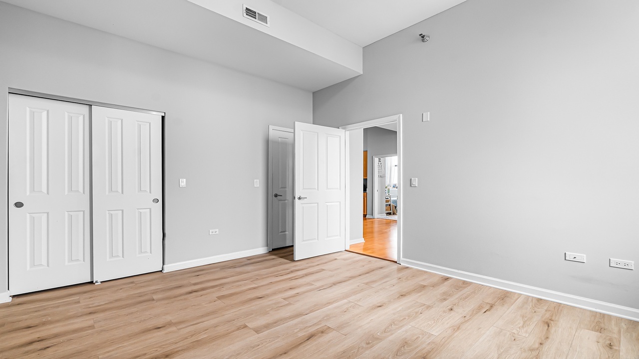 1464 S Michigan Avenue 2304 Property Photo 13