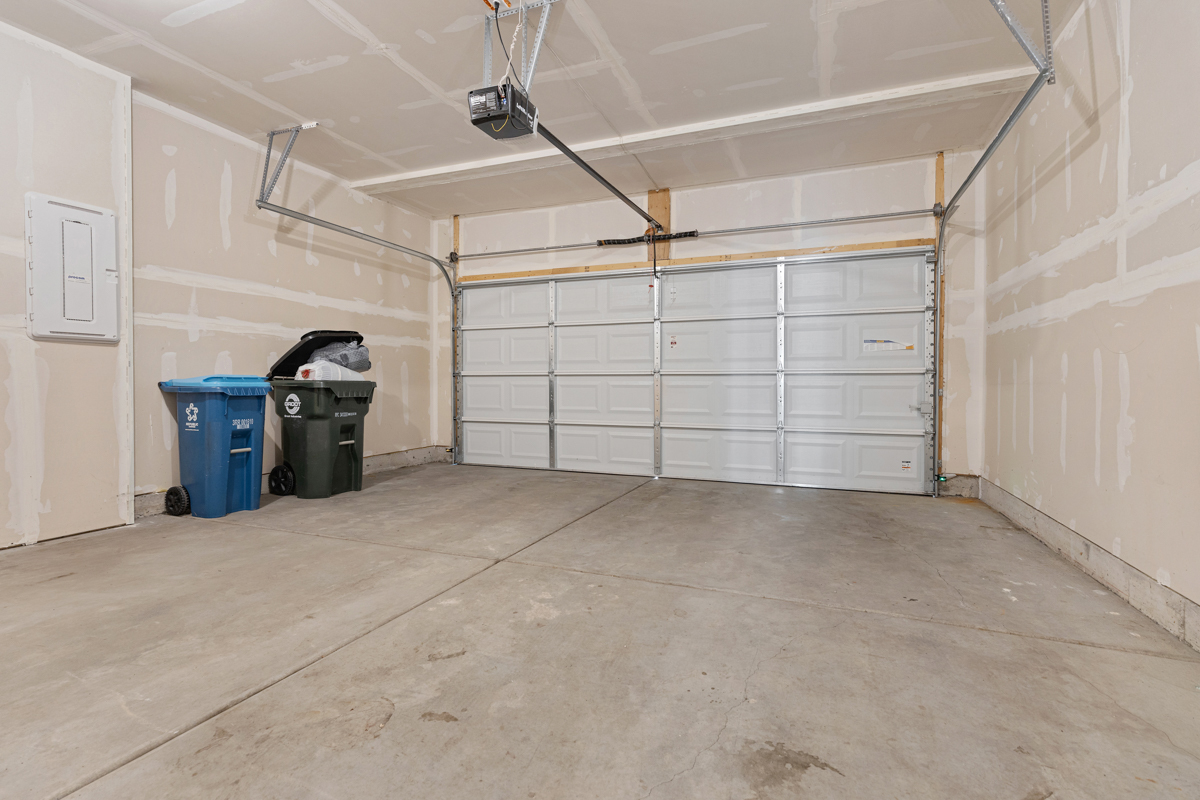 458 Watercress Drive Property Photo 22