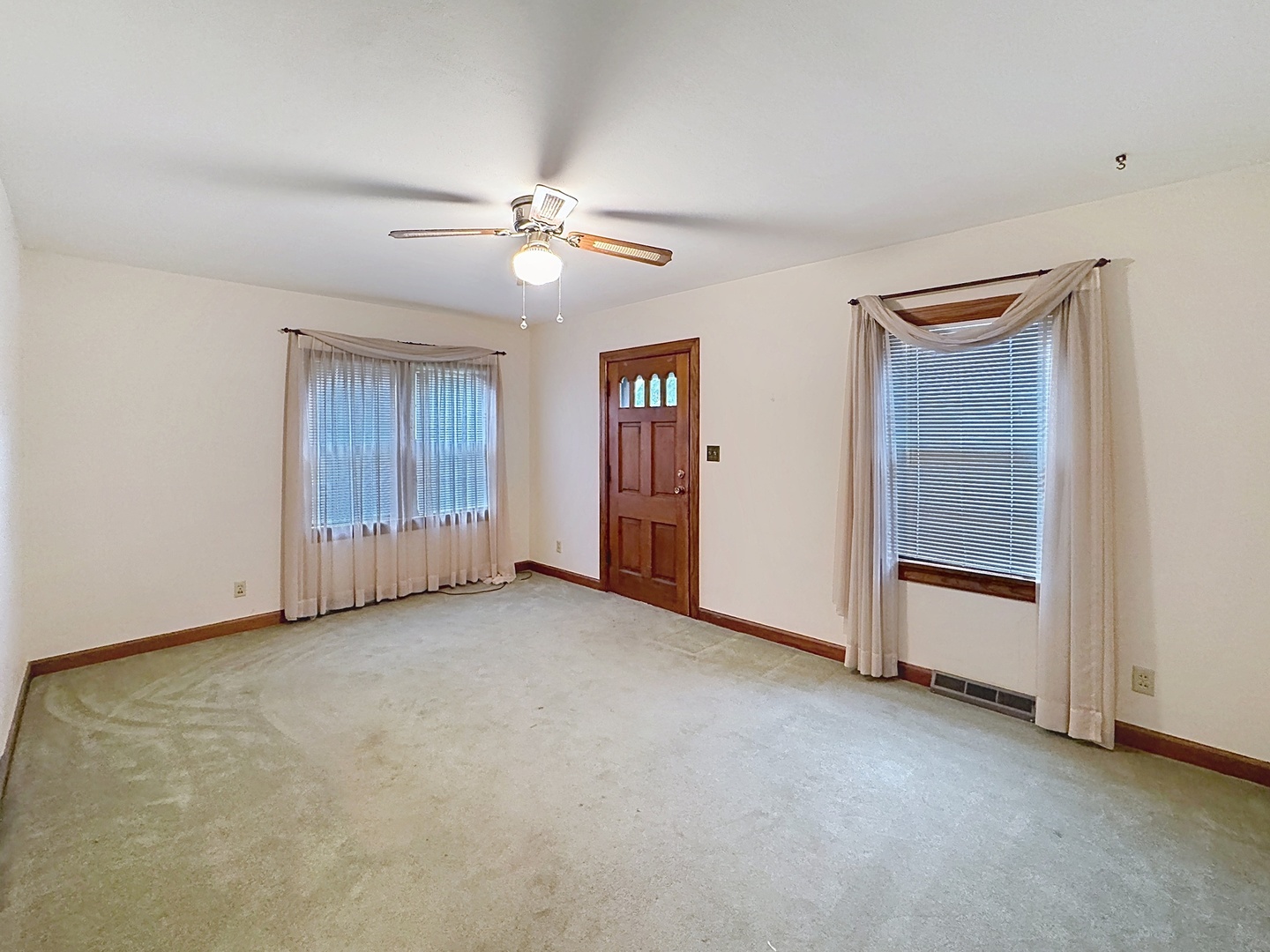 2117 23rd Avenue Property Photo 4
