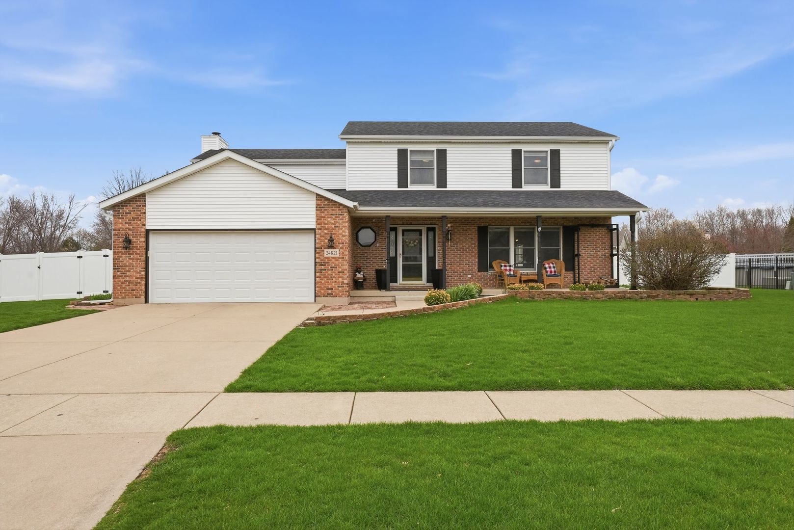 24821 S River Trail Property Photo 1