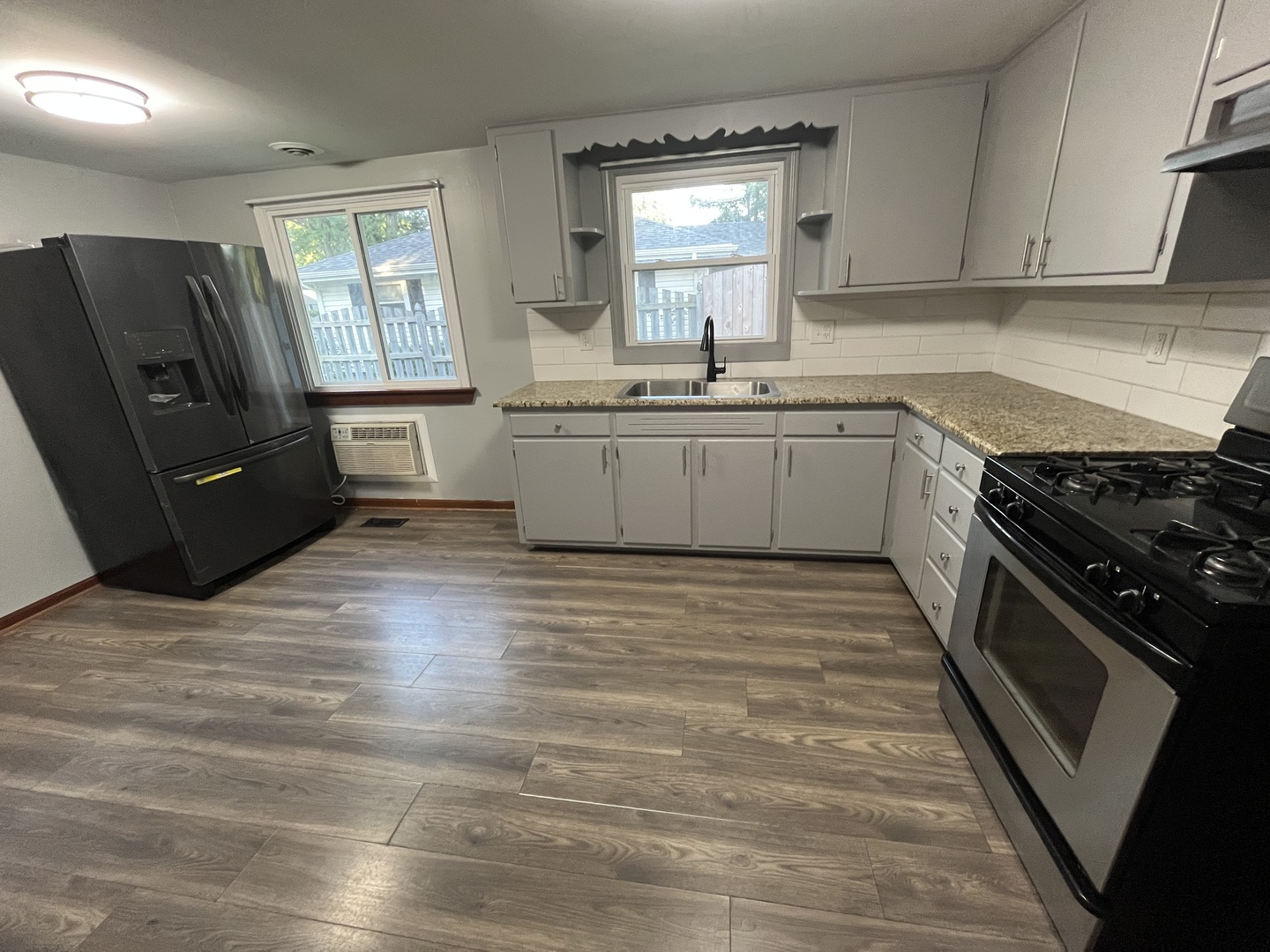 923 Hammond Avenue Property Photo 3
