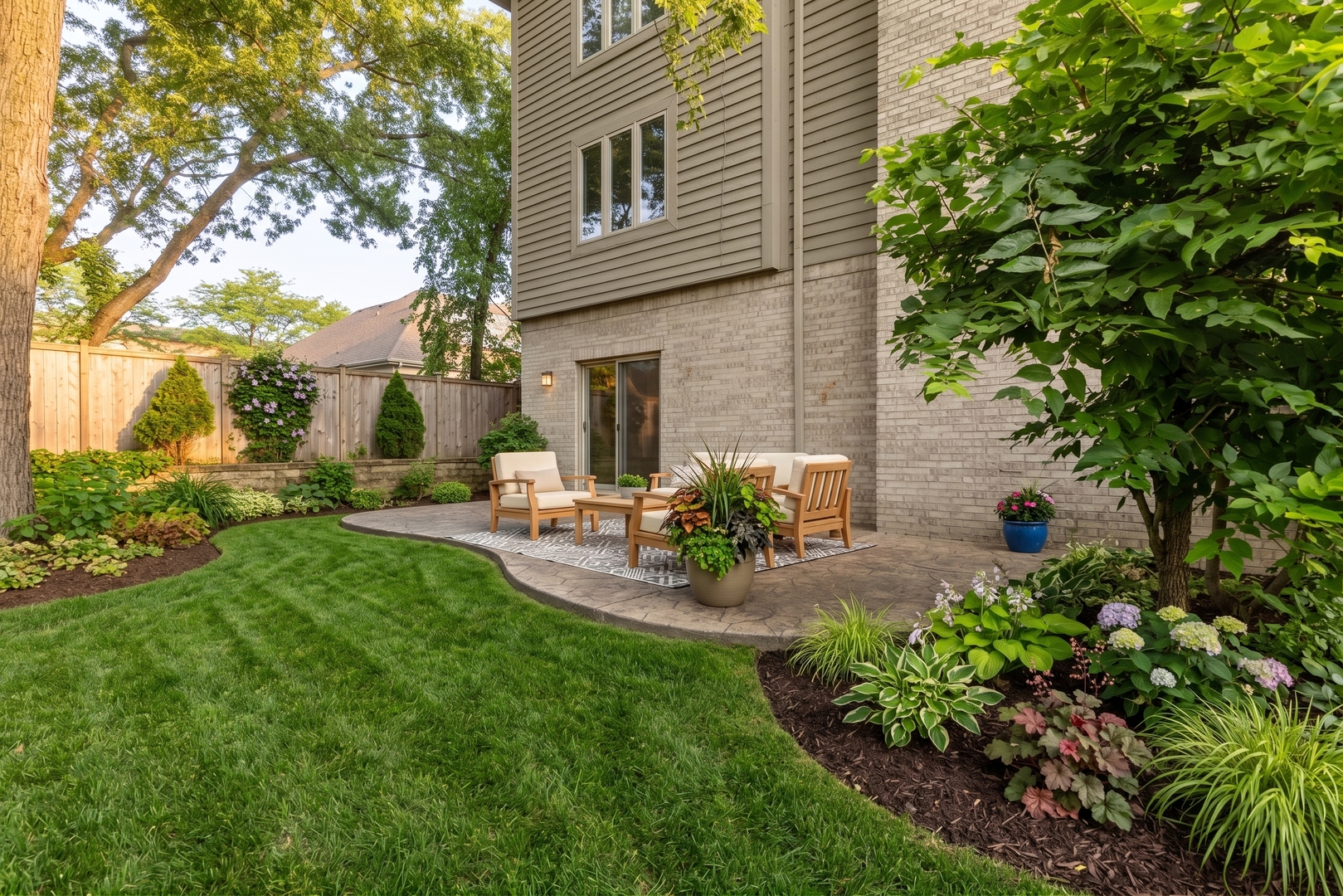1829 Wilmette Avenue C Property Photo 3