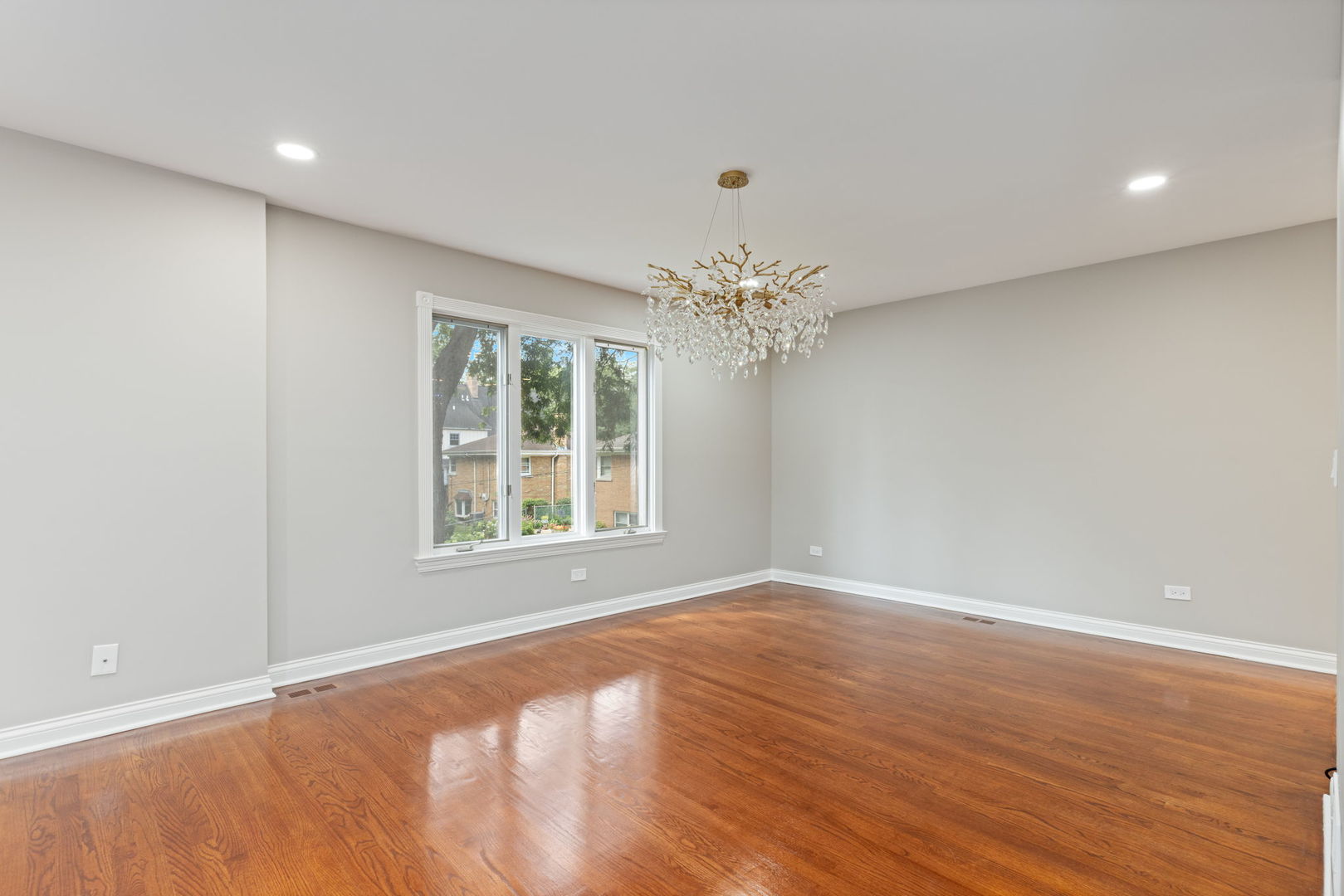 1829 Wilmette Avenue C Property Photo 11
