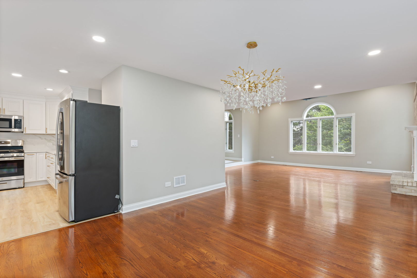 1829 Wilmette Avenue C Property Photo 12