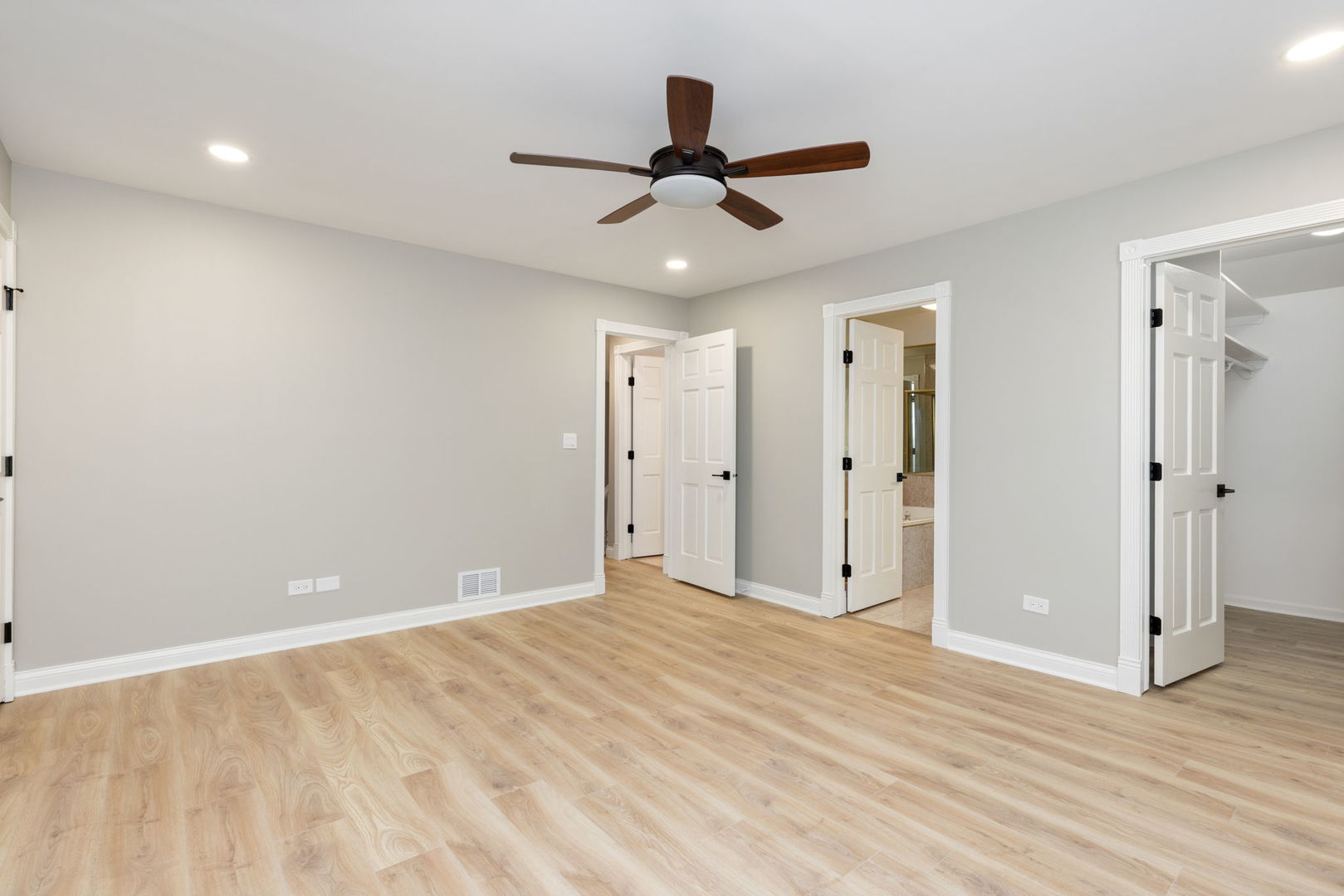 1829 Wilmette Avenue C Property Photo 22