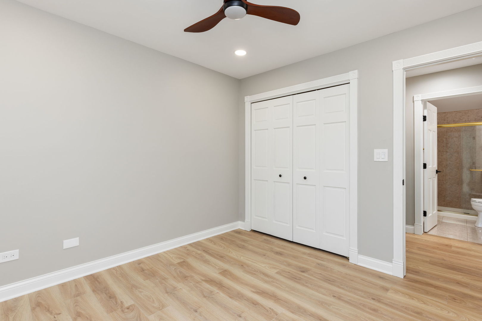 1829 Wilmette Avenue C Property Photo 27